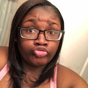 Meet your Posher, Brianna
